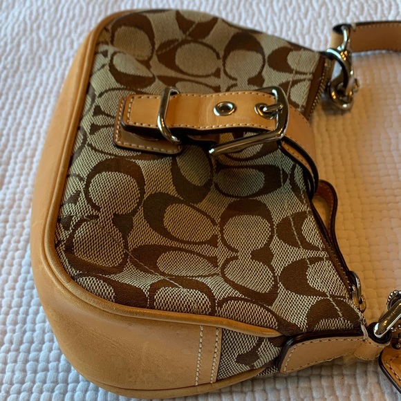 Coach Brown and Tan Signature Shoulder Bag - Picture 9 of 16